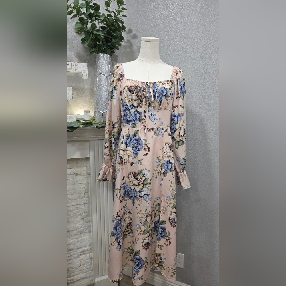 Floral Print Dress with Ruffle Sleeves
